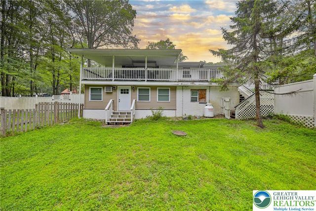 1094 Maple Lake Drive, Lehman Twp, PA 18324