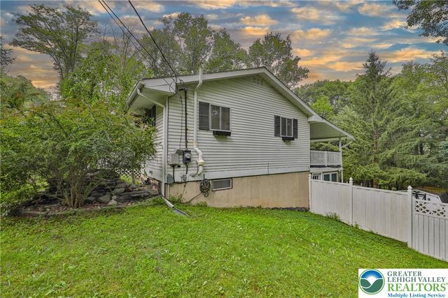 1094 Maple Lake Drive, Lehman Twp, PA 18324