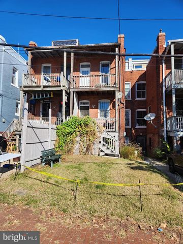 1220 EUCLID ST NW, Washington, DC 20009