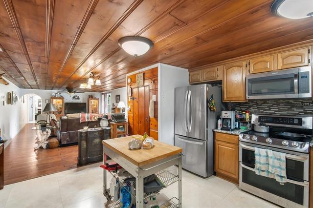 40832 RIVER ROAD, Dade City, FL 33525