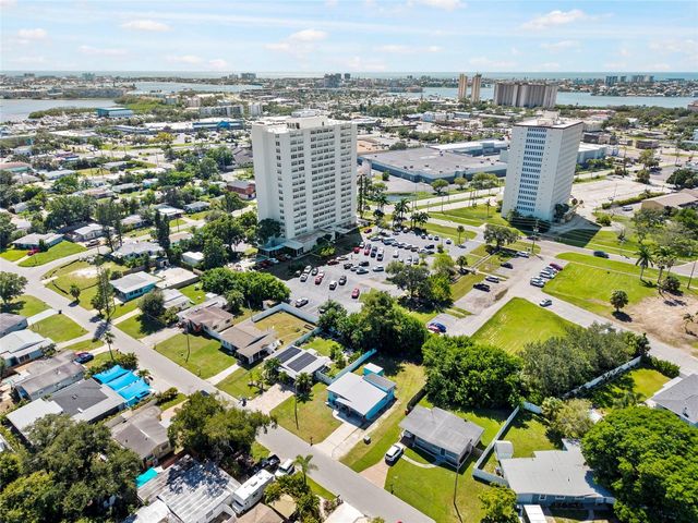 815 67TH STREET S, St Petersburg, FL 33707