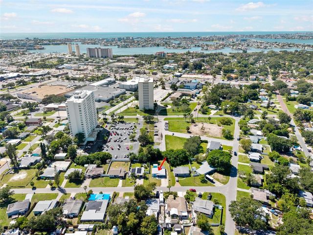 815 67TH STREET S, St Petersburg, FL 33707