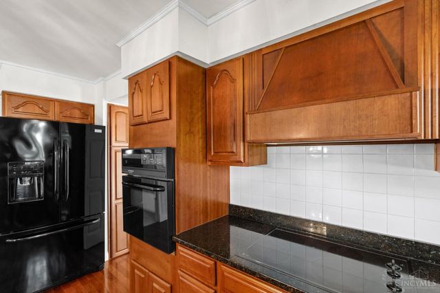5277 Gabbard Drive, St Clair Twp, OH 45067