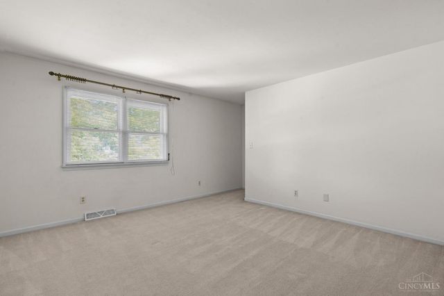 5277 Gabbard Drive, St Clair Twp, OH 45067