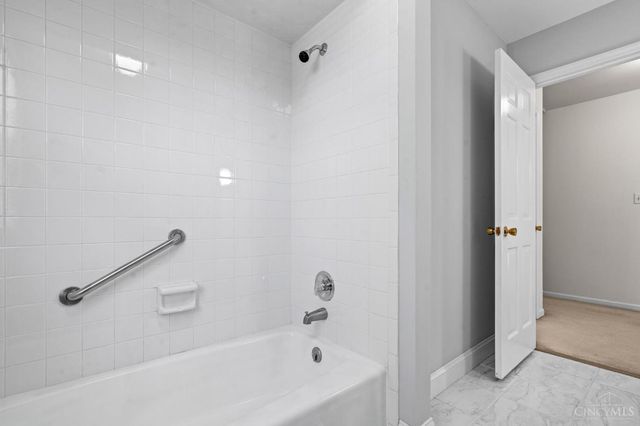 5277 Gabbard Drive, St Clair Twp, OH 45067