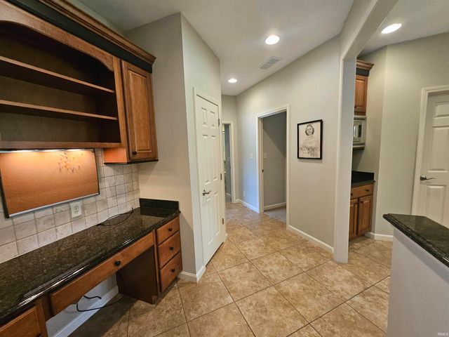 10334 Bernadette Drive, Evansville, IN 47725