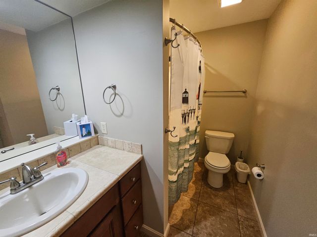 10334 Bernadette Drive, Evansville, IN 47725