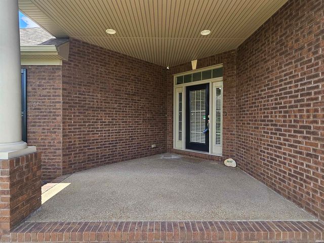 10334 Bernadette Drive, Evansville, IN 47725