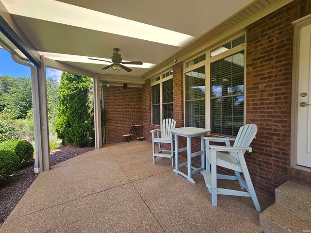 10334 Bernadette Drive, Evansville, IN 47725