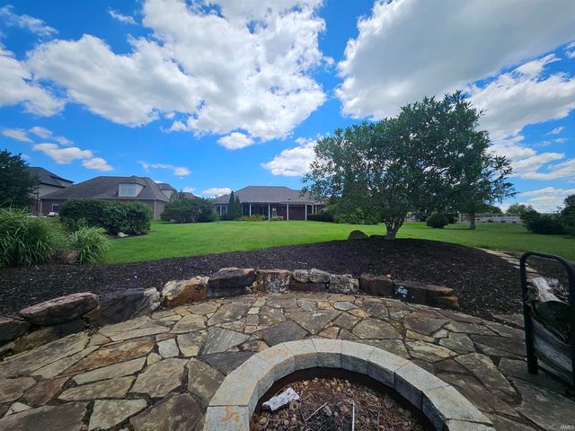 10334 Bernadette Drive, Evansville, IN 47725