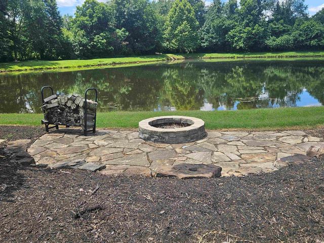 10334 Bernadette Drive, Evansville, IN 47725