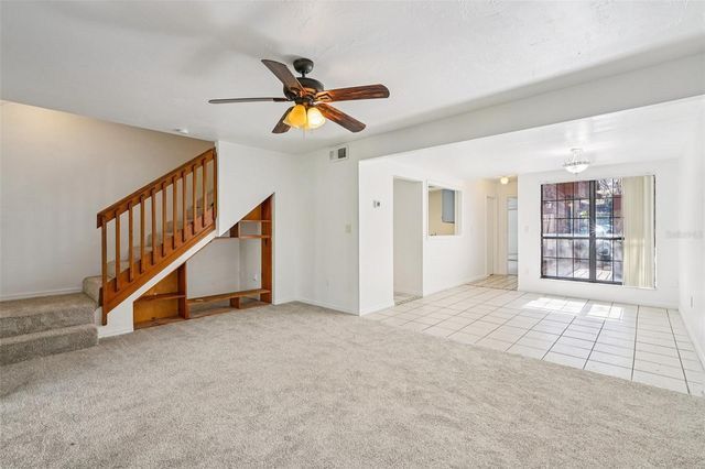 5606 SW 8TH PLACE, Gainesville, FL 32607