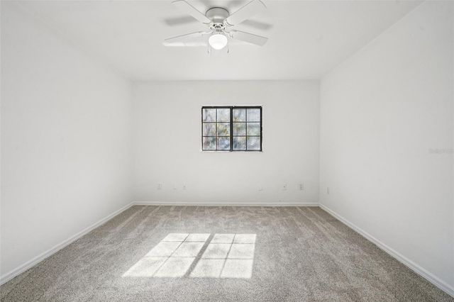 5606 SW 8TH PLACE, Gainesville, FL 32607