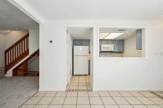 5606 SW 8TH PLACE, Gainesville, FL 32607