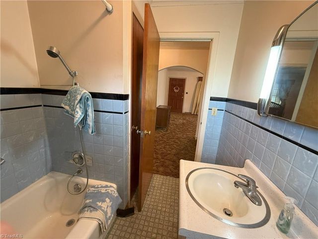 705 Hardeman Street, Thomasville, NC 27360