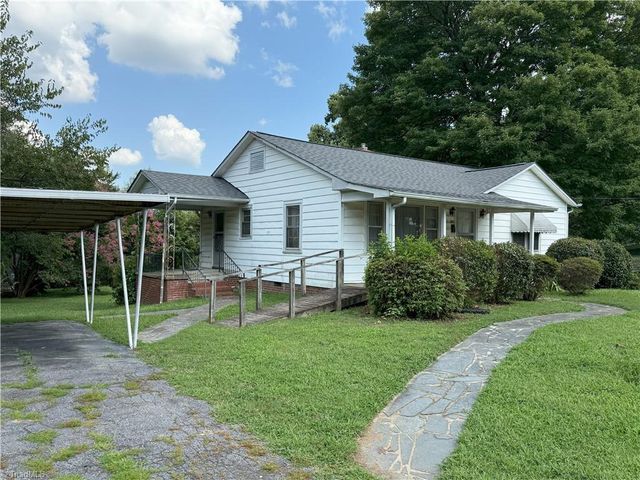 705 Hardeman Street, Thomasville, NC 27360