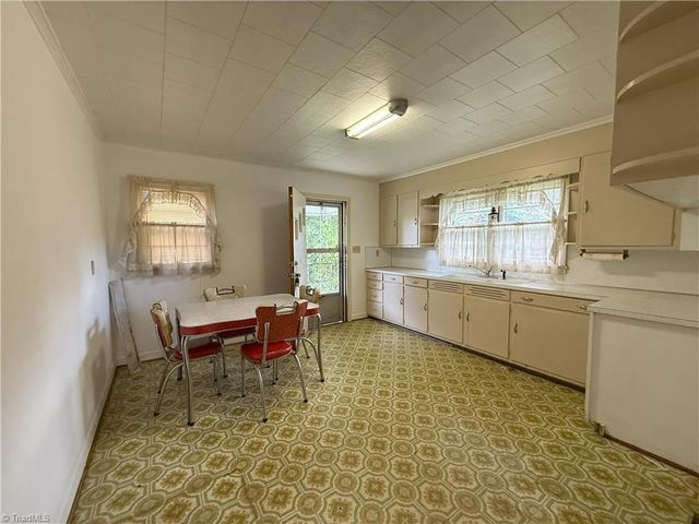 705 Hardeman Street, Thomasville, NC 27360