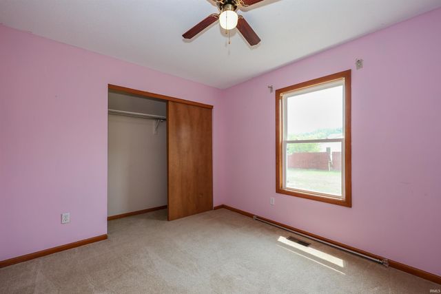 2021 Granny Smith Place, Kendallville, IN 46755
