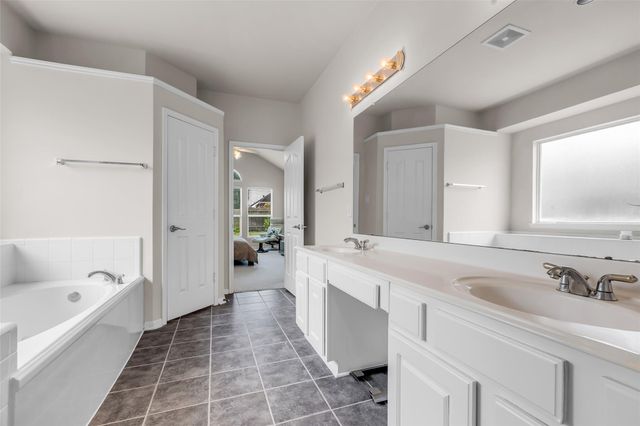 13811 Brannon Field Lane, Houston, TX 77041