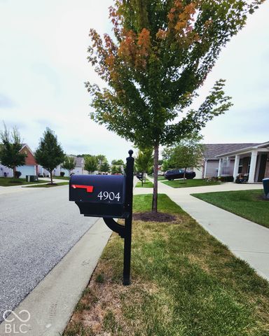 4904 Lilium Drive, Plainfield, IN 46168