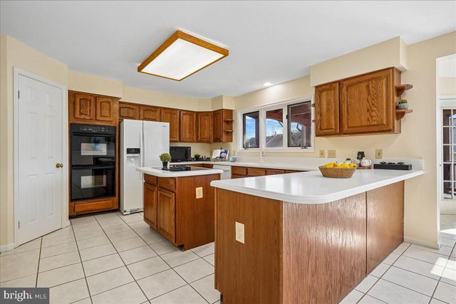 8501 SILVERVIEW DR, Lorton, VA 22079