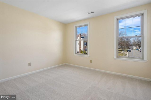 8501 SILVERVIEW DR, Lorton, VA 22079