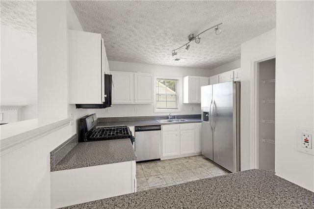 1093 Athena Court, Acworth, GA 30101