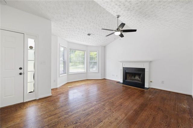 1093 Athena Court, Acworth, GA 30101