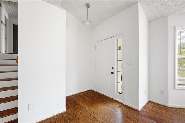 1093 Athena Court, Acworth, GA 30101