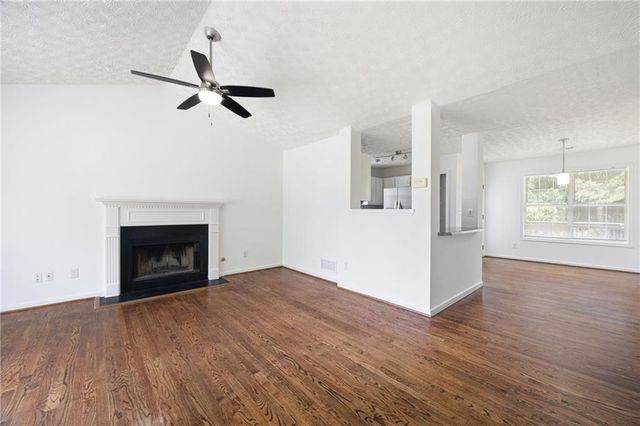 1093 Athena Court, Acworth, GA 30101