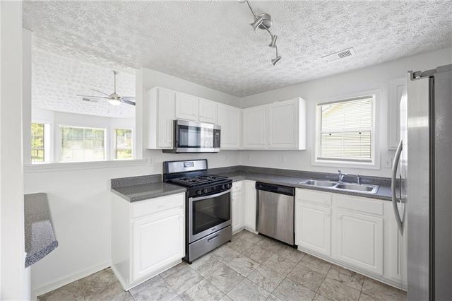 1093 Athena Court, Acworth, GA 30101