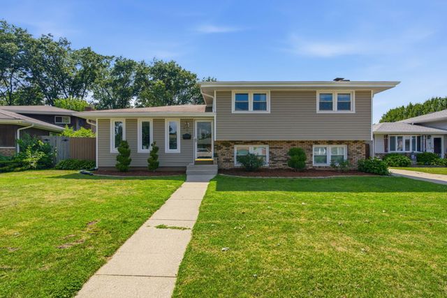 322 N Lindberg Street, Griffith, IN 46319