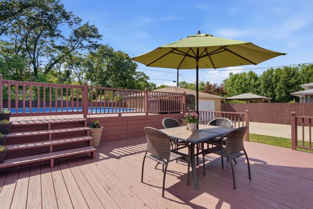 322 N Lindberg Street, Griffith, IN 46319