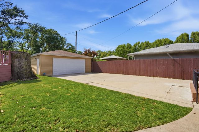 322 N Lindberg Street, Griffith, IN 46319