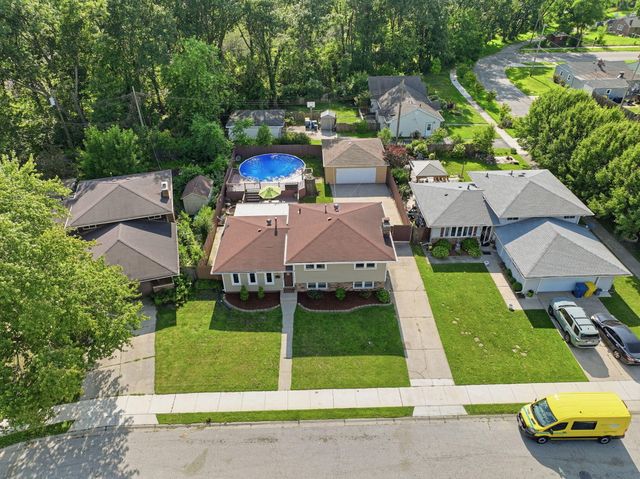 322 N Lindberg Street, Griffith, IN 46319