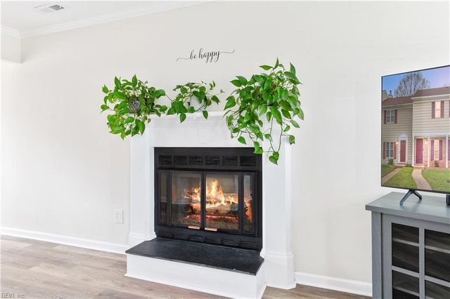 942 Brigantine CT, Chesapeake, VA 23320