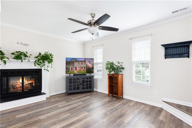 942 Brigantine CT, Chesapeake, VA 23320