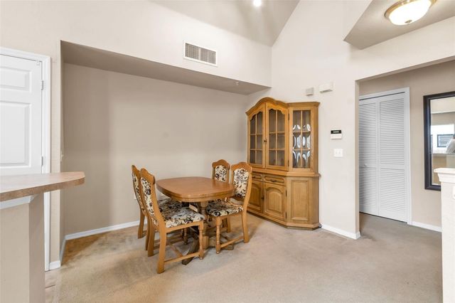 5541 ROSEHILL ROAD 202, Sarasota, FL 34233