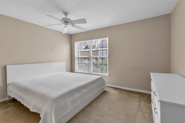 5541 ROSEHILL ROAD 202, Sarasota, FL 34233