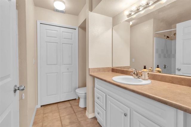 5541 ROSEHILL ROAD 202, Sarasota, FL 34233