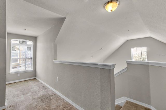 5541 ROSEHILL ROAD 202, Sarasota, FL 34233
