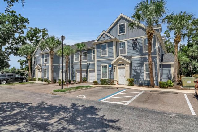 5541 ROSEHILL ROAD 202, Sarasota, FL 34233