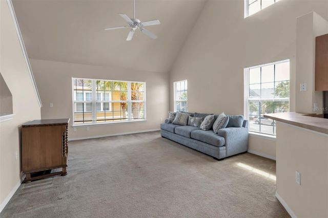 5541 ROSEHILL ROAD 202, Sarasota, FL 34233