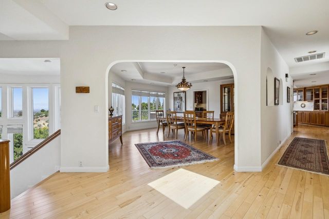 12553 Parker Ranch Court, Saratoga, CA 95070