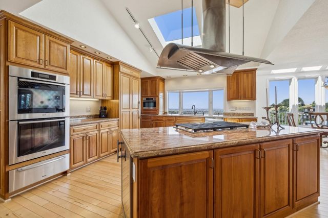 12553 Parker Ranch Court, Saratoga, CA 95070
