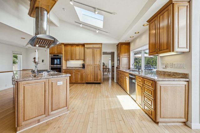12553 Parker Ranch Court, Saratoga, CA 95070