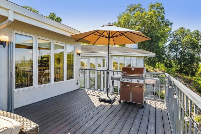 12553 Parker Ranch Court, Saratoga, CA 95070