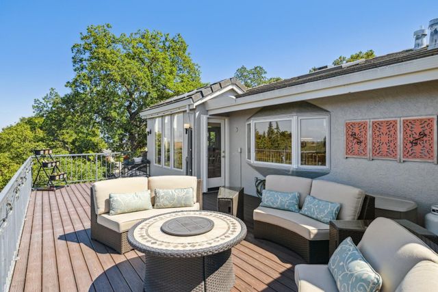 12553 Parker Ranch Court, Saratoga, CA 95070