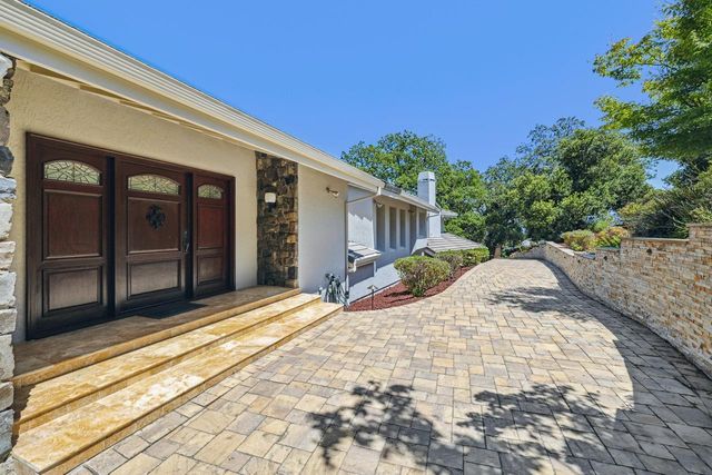 12553 Parker Ranch Court, Saratoga, CA 95070