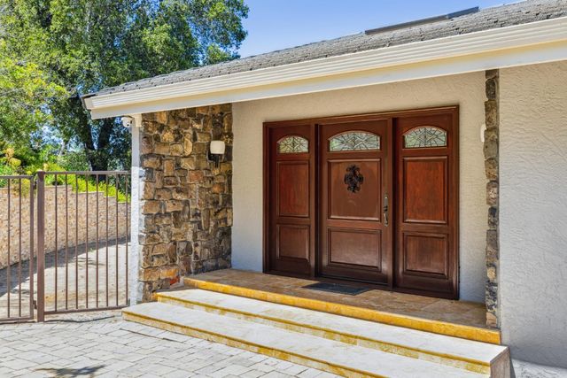 12553 Parker Ranch Court, Saratoga, CA 95070